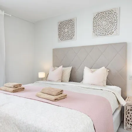 Home2book Stylish & Relax Attic *